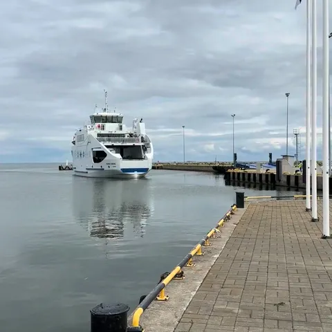 Meie valge laev. Jõudu meeskonnale, Instagrami video (avaneb uues aknas)